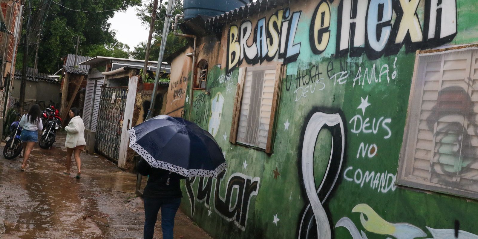 Região central do Brasil acumula 100 ml de chuva na semana