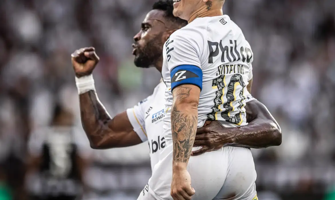 Santos vence o Vila Nova e pode confirmar o retorno à elite neste domingo