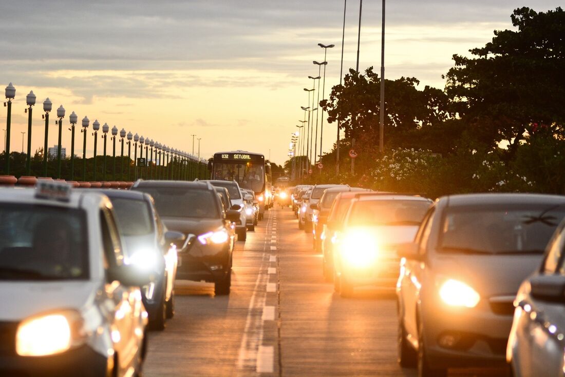 Gravida, motociclista morre em colisão na Capital