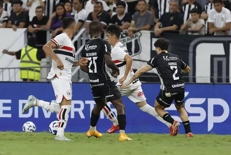 Brasileirão: Ceará e São Paulo empatam por 1 a 1
