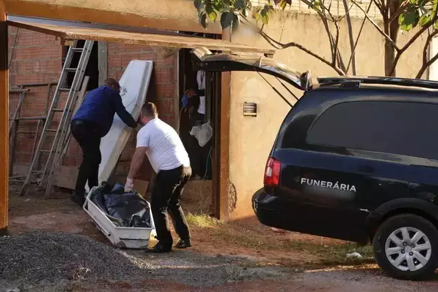 Com funerárias ganhando R$ 25 milhões em apenas 6 cidades, licitação vira guerra