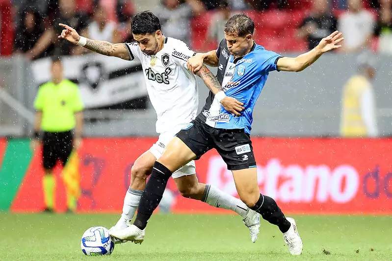 Santos é eliminado nos pênaltis e Botafogo segue na Copa do Brasil