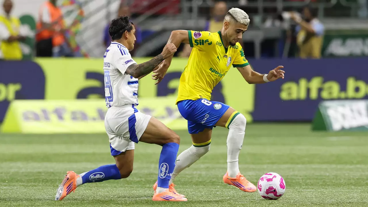 Palmeiras empata com Cruzeiro e mantém liderança do Brasileirão