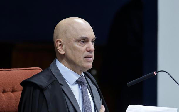 Parlamentares de direita preparam notícia-crime contra Moraes e pedido de impeachment