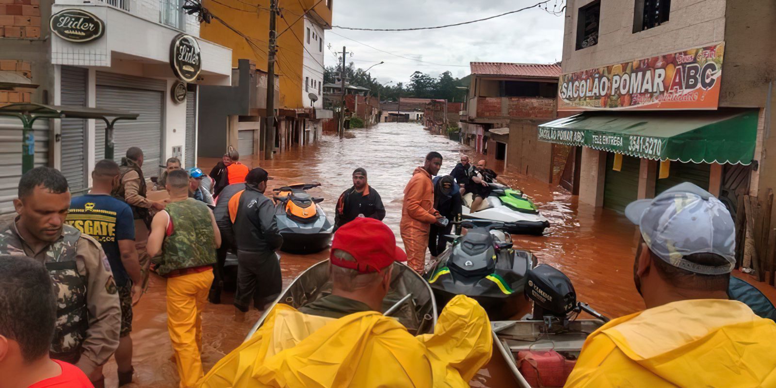 Fortes chuvas deixam 14 mortos e 440 desabrigados em Juiz de Fora