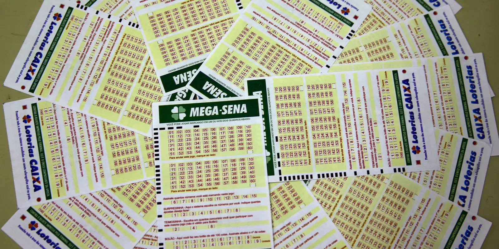 Mega-Sena sorteia prêmio estimado em R$ 100 milhões neste sábado